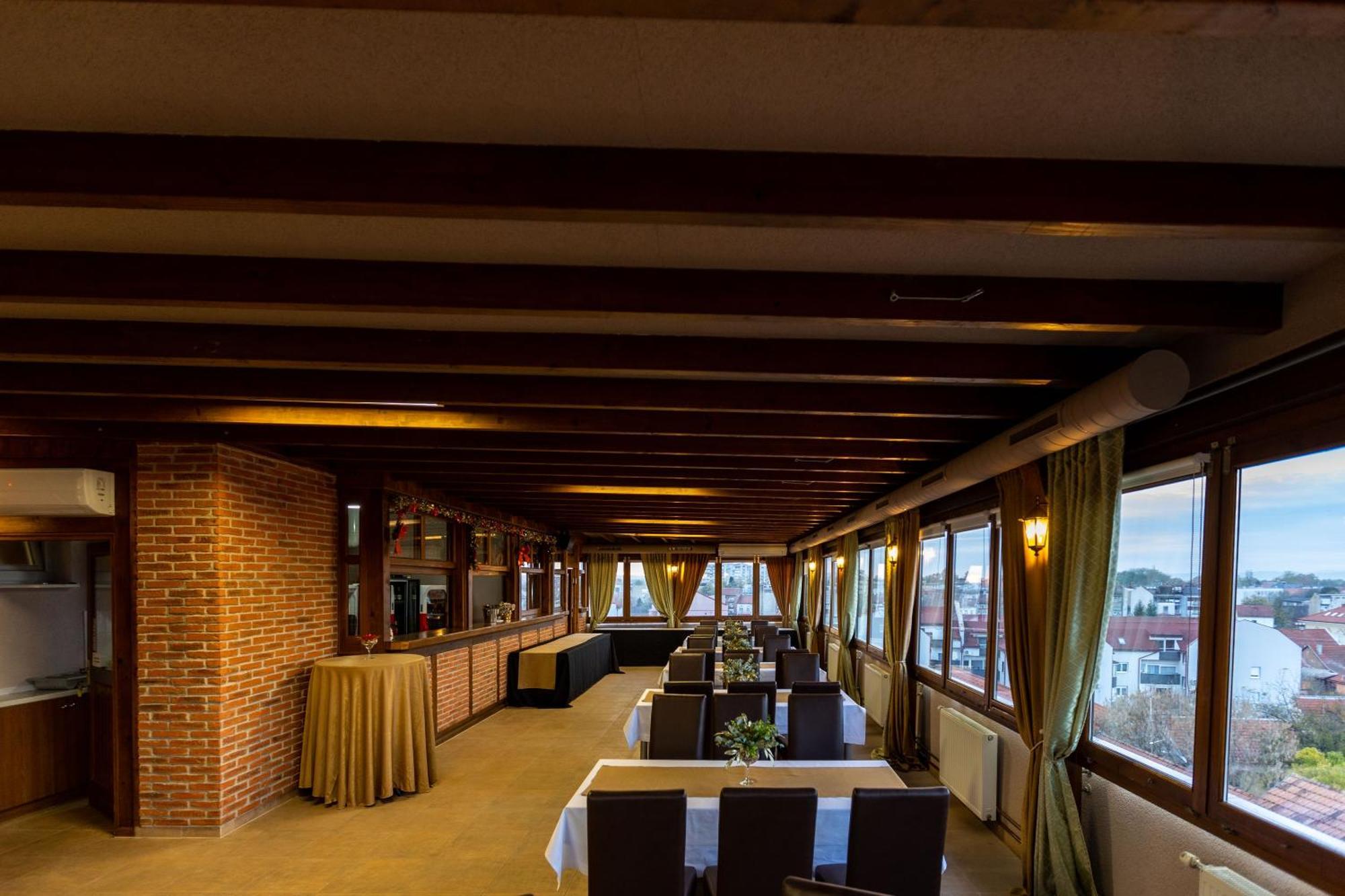 Art 4* Slavonski Brod